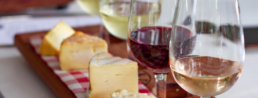 Holiday Entertaining: Wine and Cheese Pairing for November Gatherings